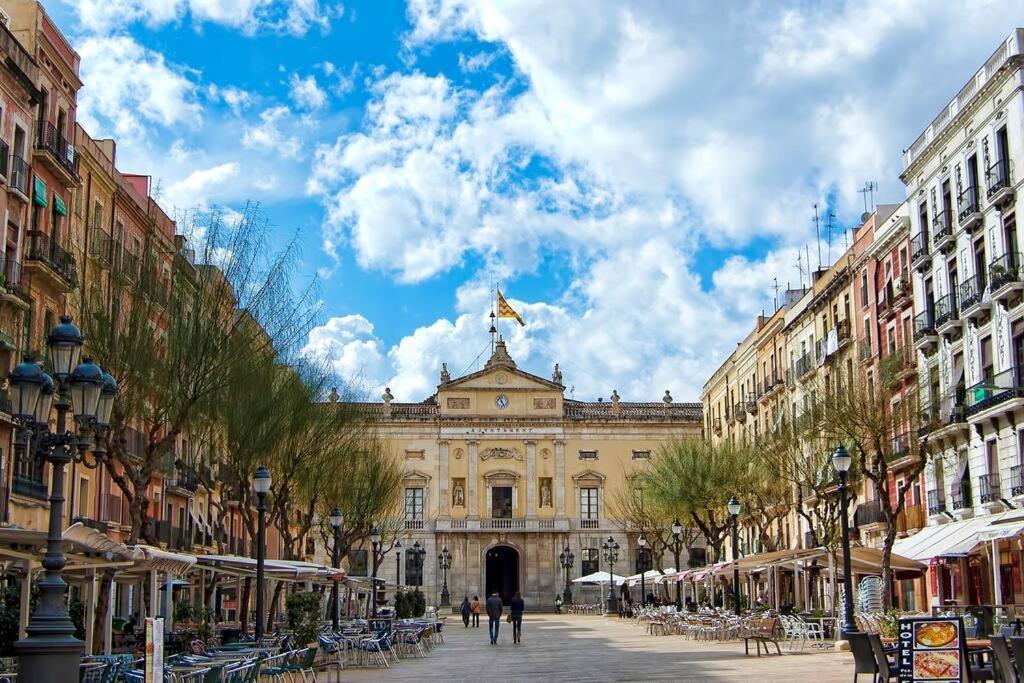 2 Tus Vacaciones Ideales En Tarragona Luaran gambar